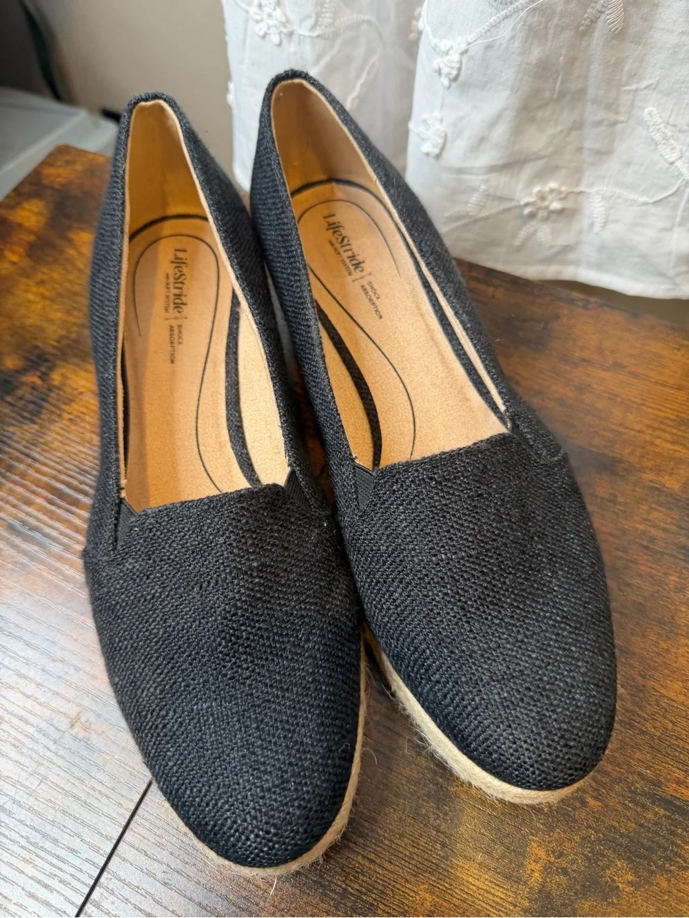 LifeStride Kamilla Women's Black Canvas Espadrille Wedges Size 8M